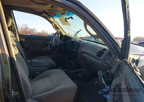2004 Toyota Tundra Sr5 V8 z USA, uszkodzony, nr VIN 5TBET34134S445815